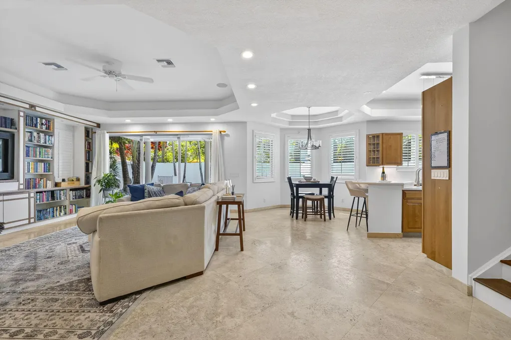 1020 SE 11th Street Fort Lauderdale FL 33316