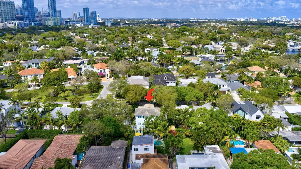 1020 SE 11th Street Fort Lauderdale FL 33316