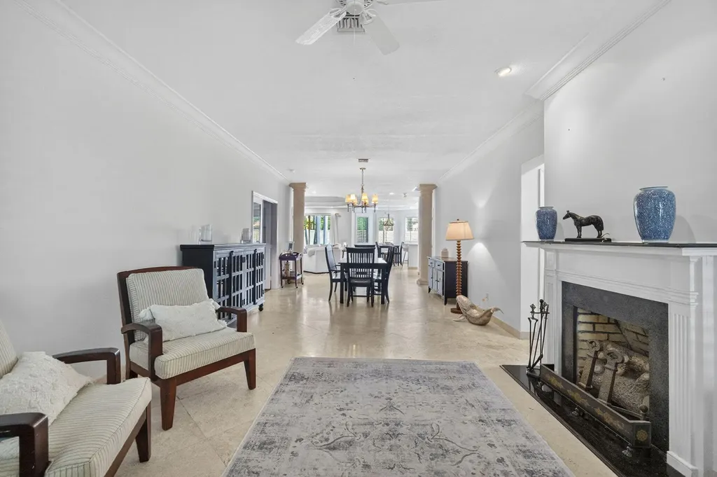 1020 SE 11th Street Fort Lauderdale FL 33316
