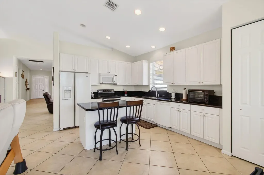 2707 Clipper Circle West Palm Beach FL 33411