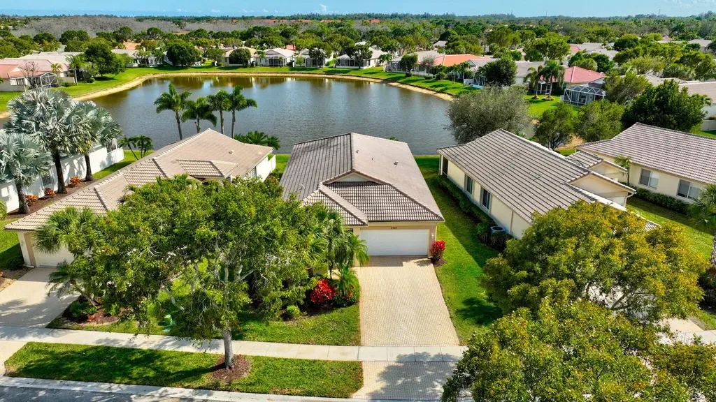 2707 Clipper Circle West Palm Beach FL 33411
