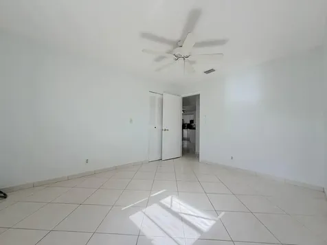 2704 Knight Lane Delray Beach FL 33445