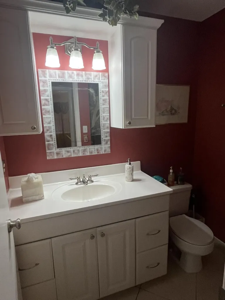142 Normandy C Delray Beach FL 33484