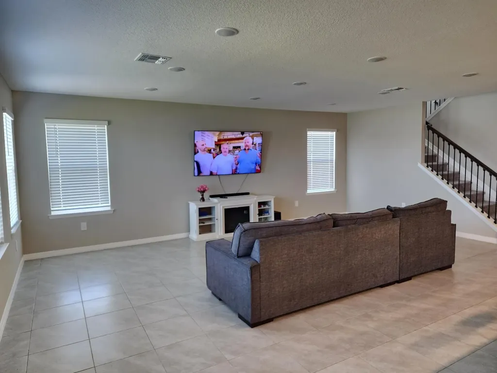 10638 SW Vasari Way Port St Lucie FL 34987