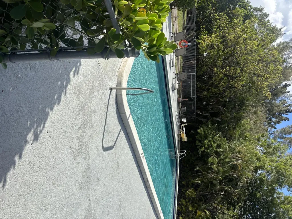 2980 Riverside Drive Coral Springs FL 33065