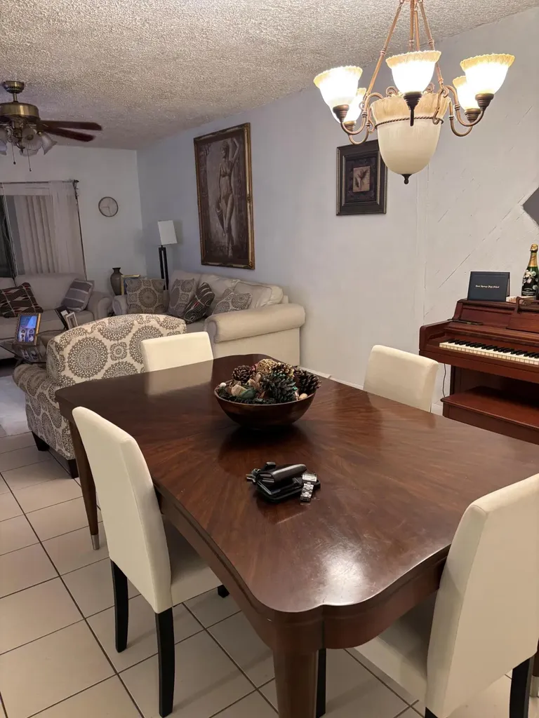 2980 Riverside Drive Coral Springs FL 33065