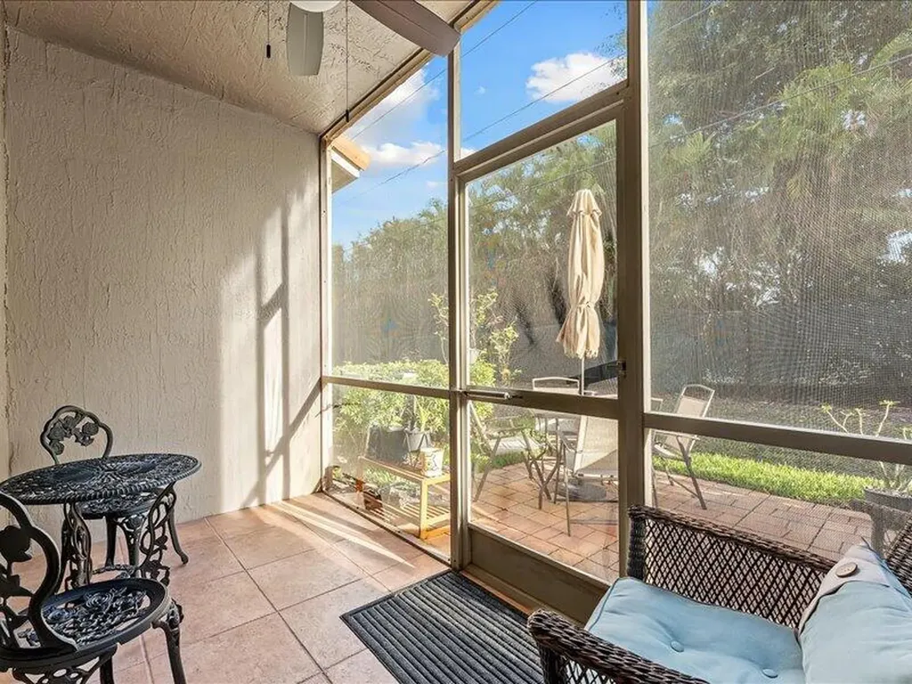 20970 Via Alamanda 2 Boca Raton FL 33428