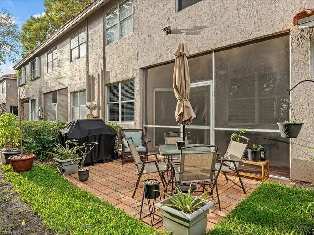 20970 Via Alamanda 2 Boca Raton FL 33428