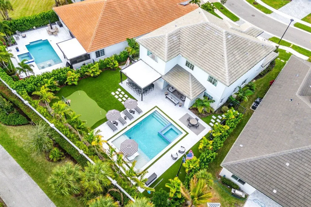 12156 Waterstone Circle Palm Beach Gardens FL 33412