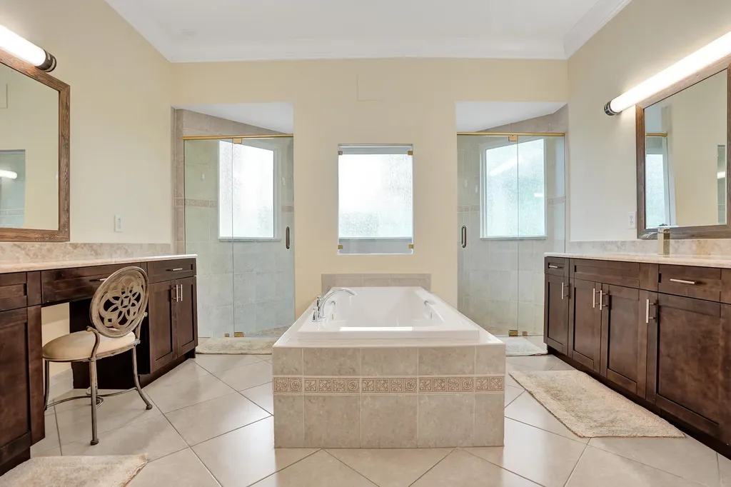 15910 Lindbergh Lane Wellington FL 33414