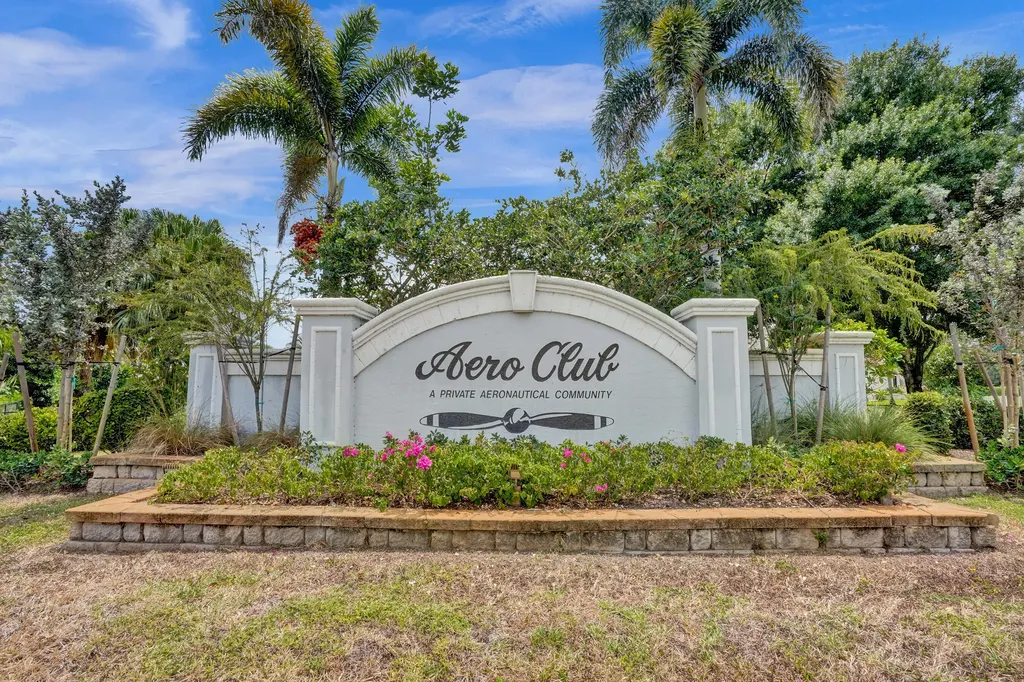 15910 Lindbergh Lane Wellington FL 33414