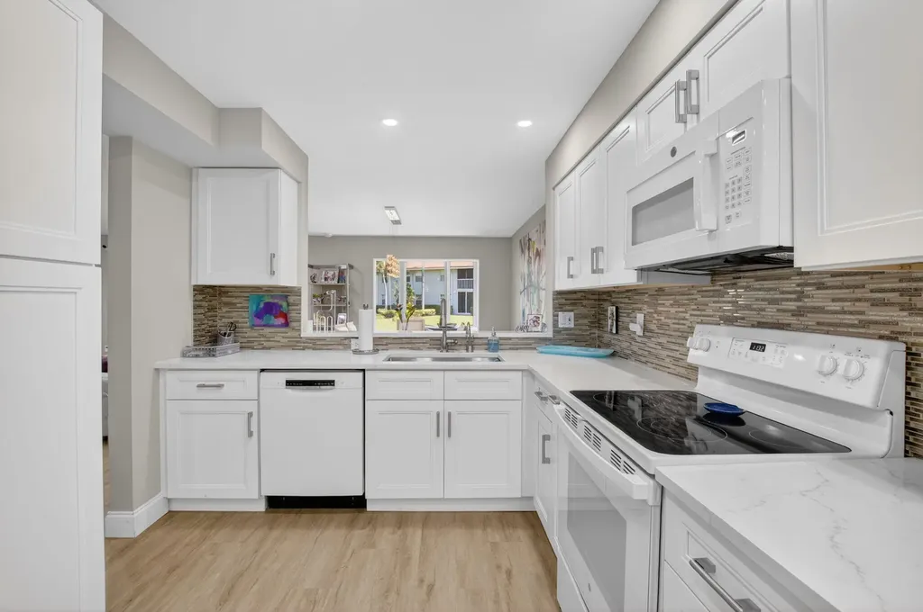 7669 Springwater Place Boynton Beach FL 33437