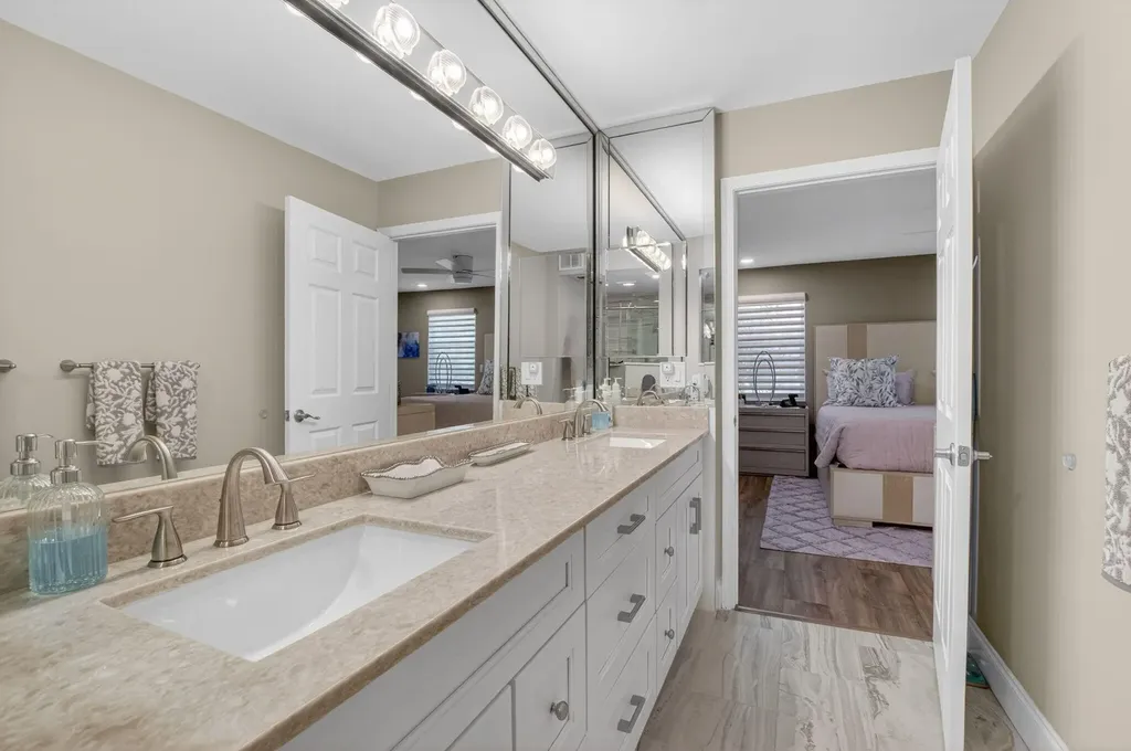 7669 Springwater Place Boynton Beach FL 33437