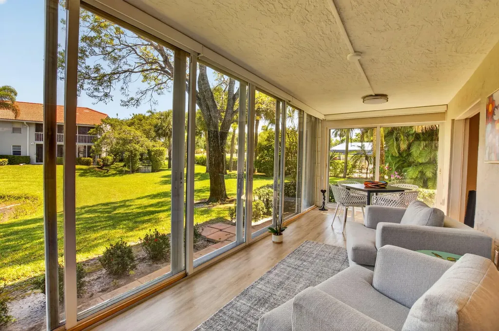7669 Springwater Place Boynton Beach FL 33437