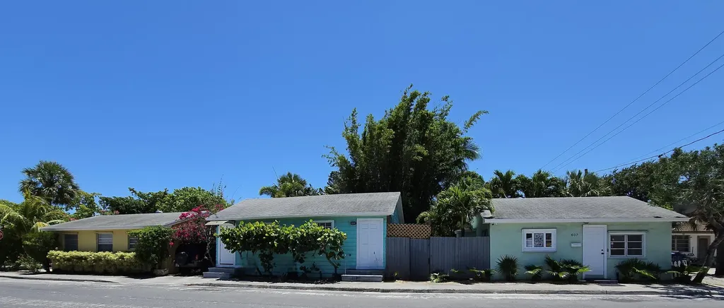 401 S L Street Lake Worth Beach FL 33460