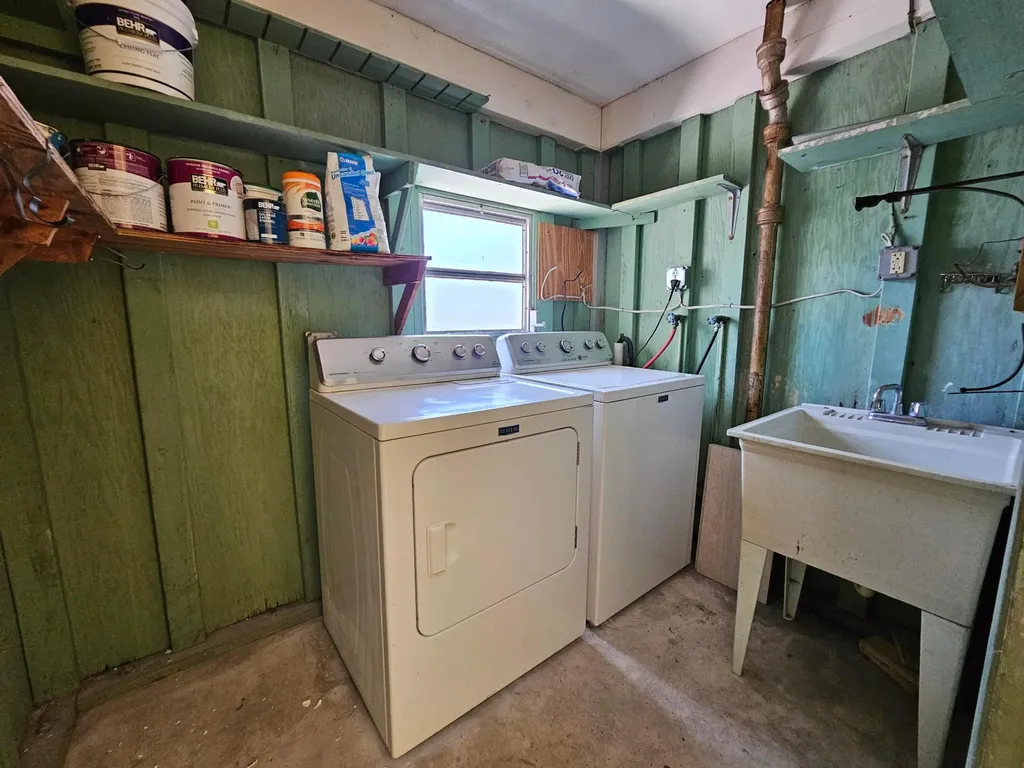 401 S L Street Lake Worth Beach FL 33460
