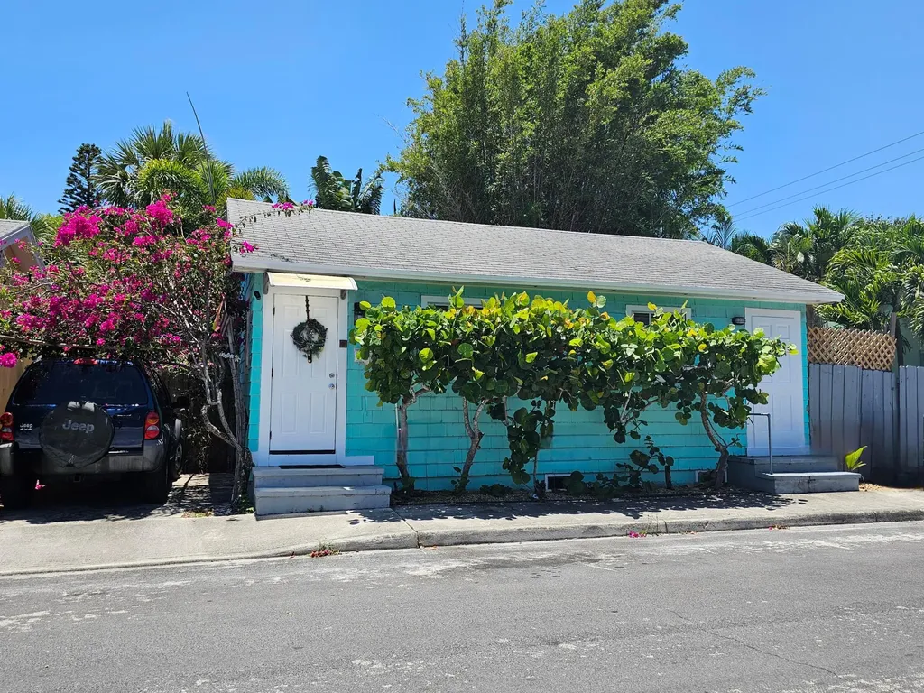 401 S L Street Lake Worth Beach FL 33460