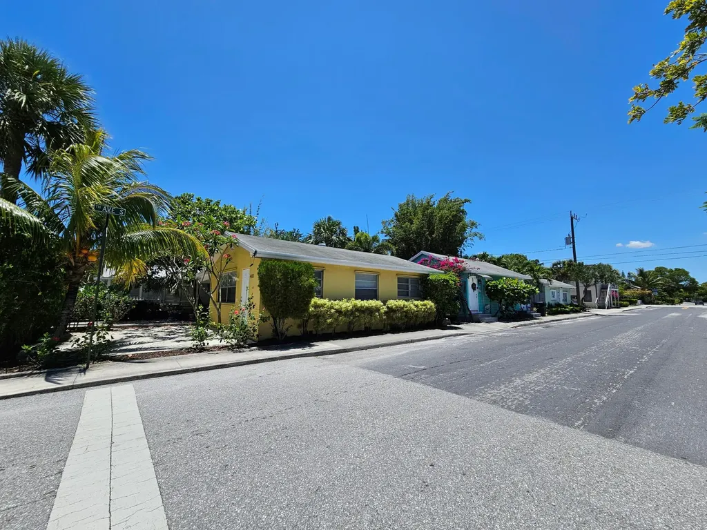 401 S L Street Lake Worth Beach FL 33460