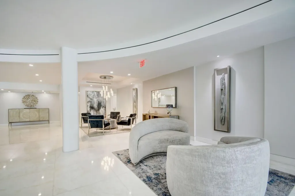 3546 S Ocean Boulevard S South Palm Beach FL 33480