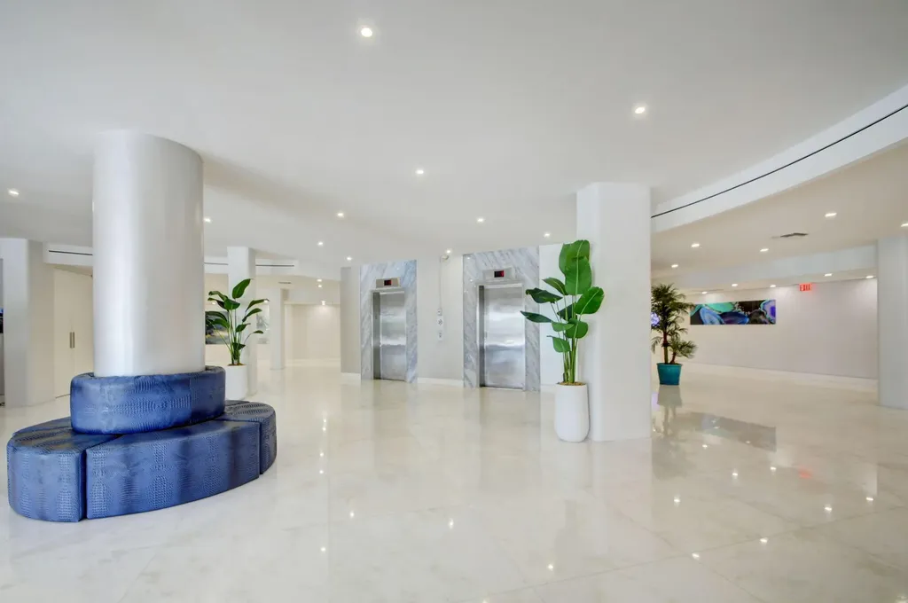 3546 S Ocean Boulevard S South Palm Beach FL 33480