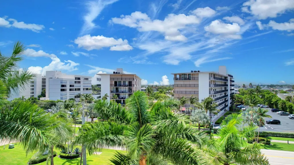 3546 S Ocean Boulevard S South Palm Beach FL 33480
