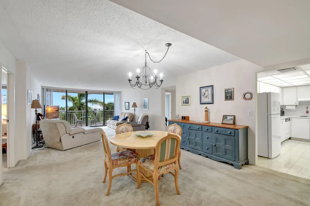 3546 S Ocean Boulevard S South Palm Beach FL 33480