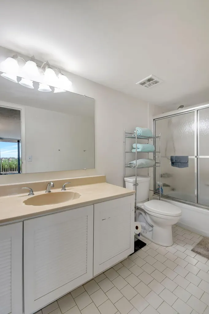 3546 S Ocean Boulevard S South Palm Beach FL 33480