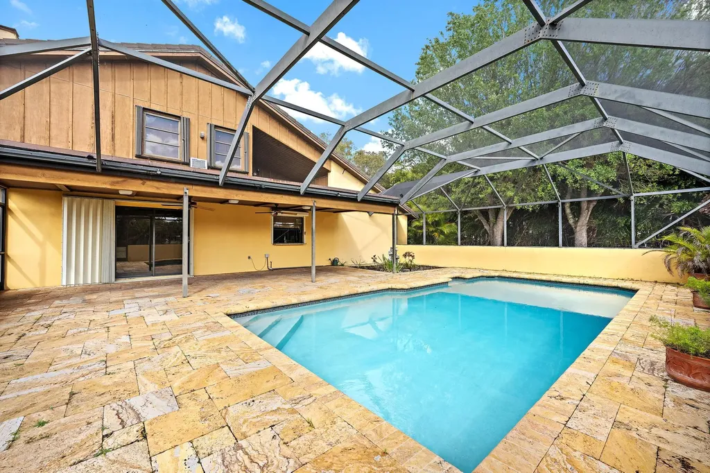 8090 Native Dancer Road E Palm Beach Gardens FL 33418