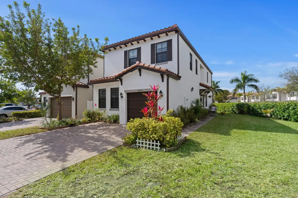 4021 Sycamore Cove Riviera Beach FL 33410