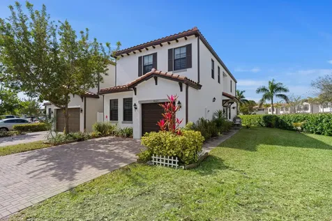 4021 Sycamore Cove Riviera Beach FL 33410