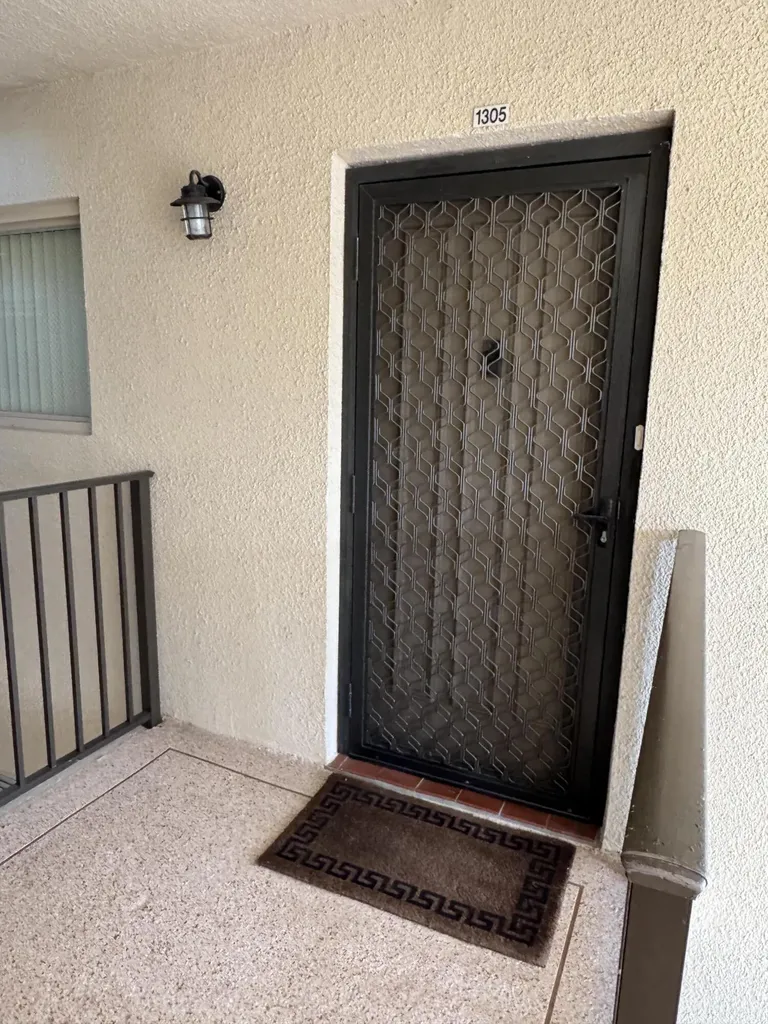 297 Deer Creek Boulevard Deerfield Beach FL 33442