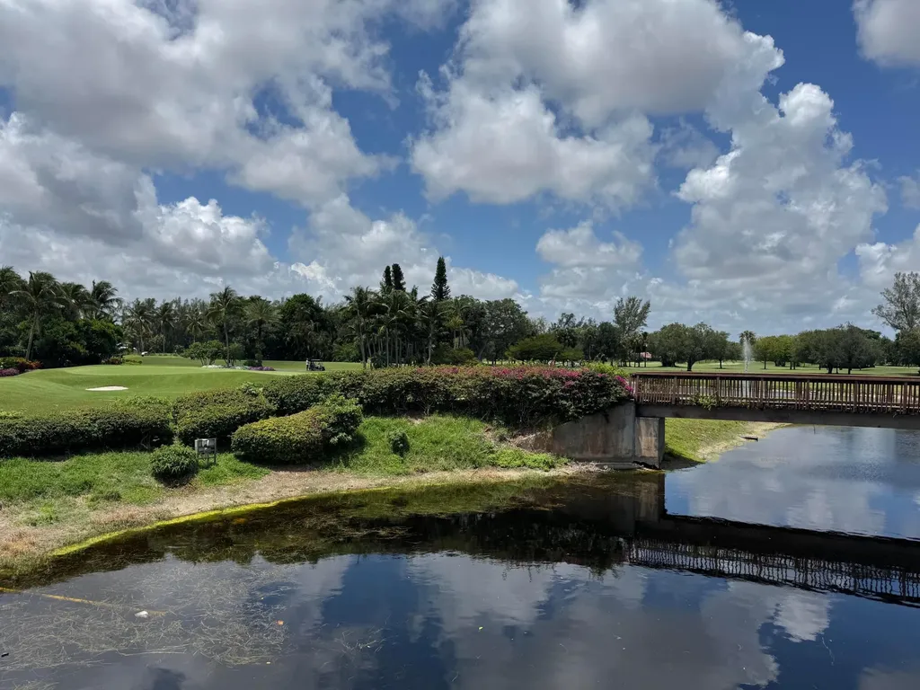 297 Deer Creek Boulevard Deerfield Beach FL 33442