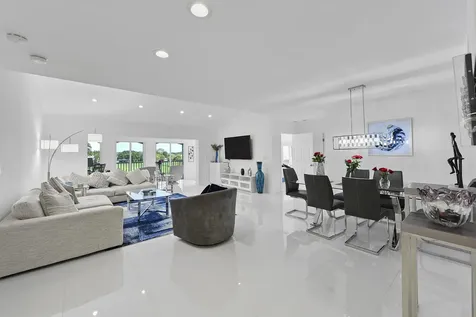 7369 Orangewood Lane Boca Raton FL 33433