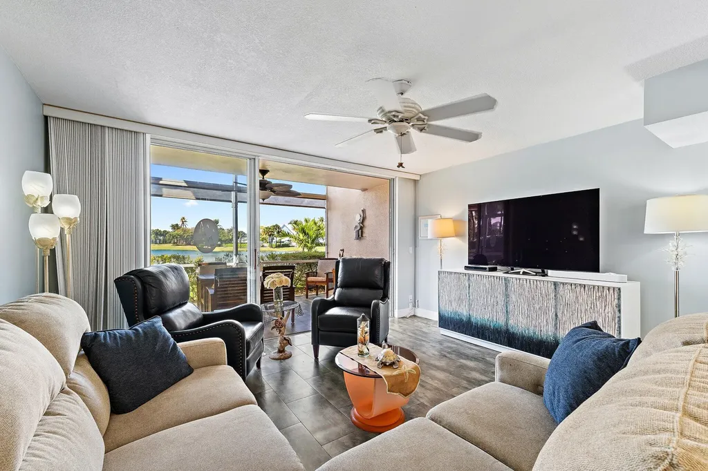 353 S Us-1 Jupiter FL 33477