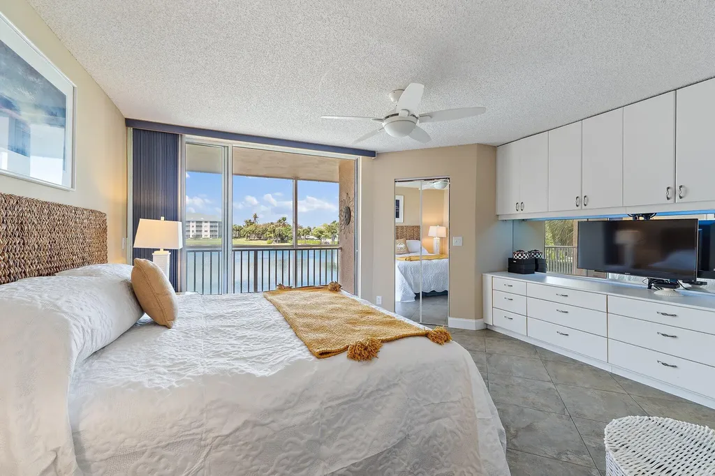 353 S Us-1 Jupiter FL 33477