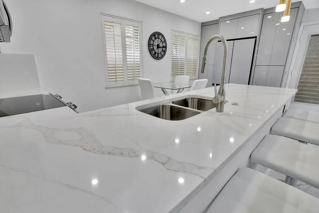 450 Normandy J Delray Beach FL 33484