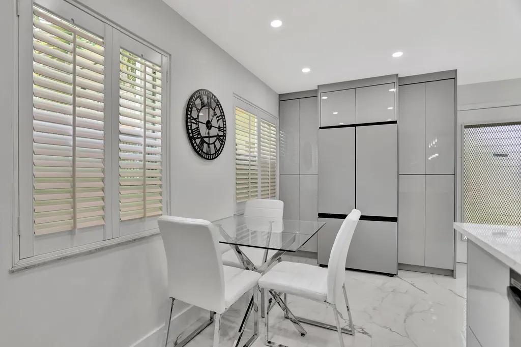 450 Normandy J Delray Beach FL 33484