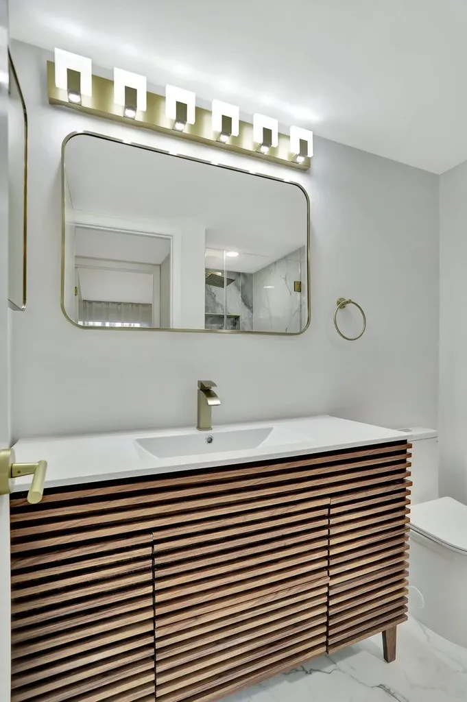 450 Normandy J Delray Beach FL 33484