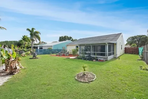 7903 Burlwood Lane Lake Worth FL 33467