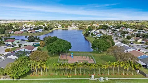 7903 Burlwood Lane Lake Worth FL 33467