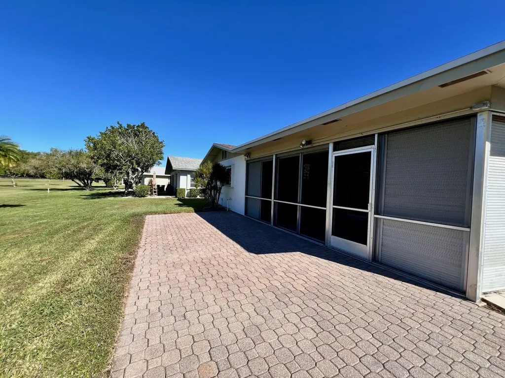 3465 Amalfi Drive West Palm Beach FL 33417