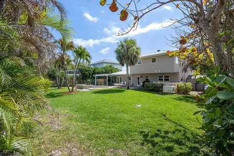 715 Conn Way Vero Beach FL 32963