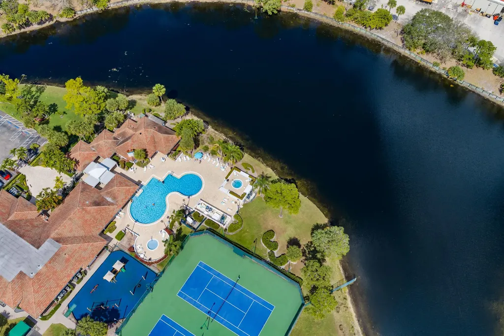 200 Trails End West Palm Beach FL 33413