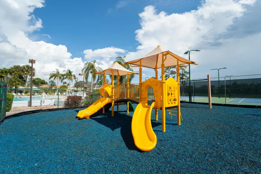 200 Trails End West Palm Beach FL 33413