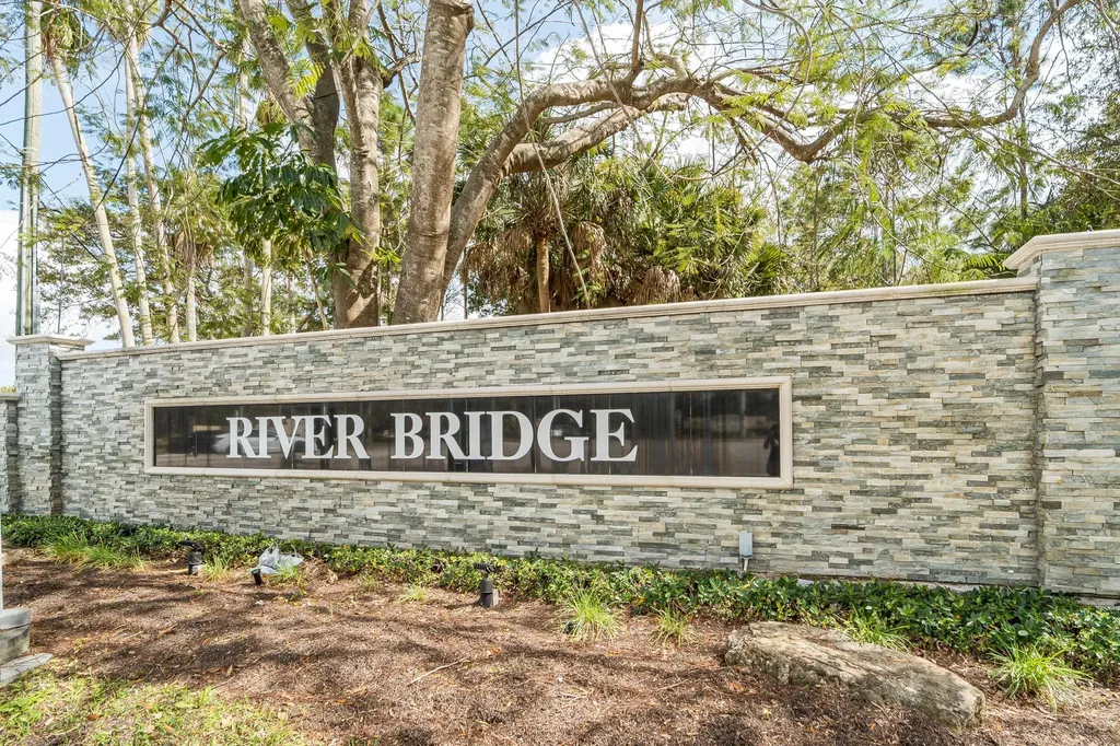 200 Trails End West Palm Beach FL 33413