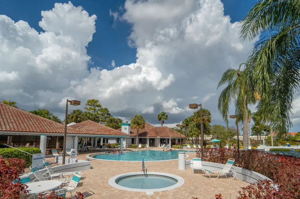 200 Trails End West Palm Beach FL 33413
