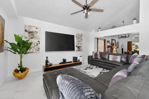 200 Trails End West Palm Beach FL 33413