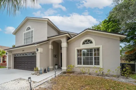 200 Trails End West Palm Beach FL 33413