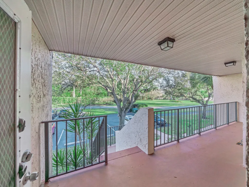 130 Lake Constance Drive West Palm Beach FL 33411