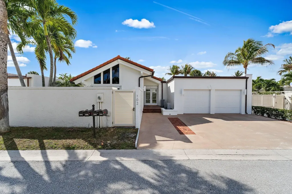 102 W Sandpiper Circle Jupiter FL 33477